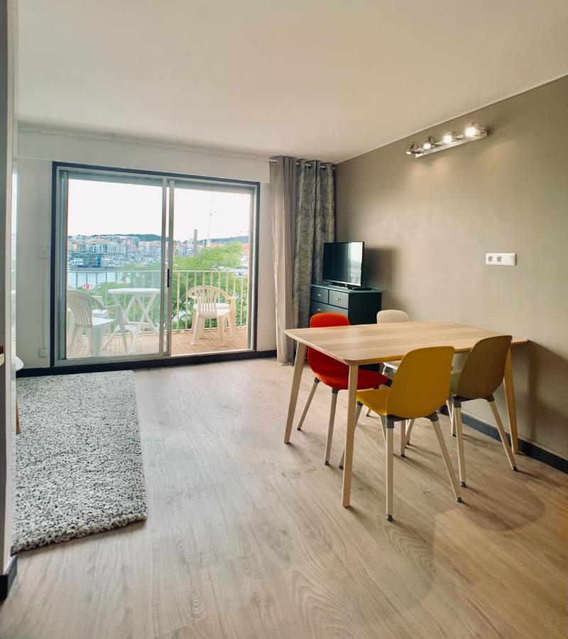 Appartement 1Ere Ligne Vue Port Avec Balcon, Piscine Agde Luaran gambar